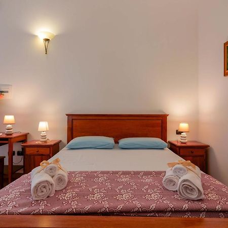 سان بييترو فيرنوتيكو Bed And Breakfast Cairoli Exclusive Room المظهر الخارجي الصورة