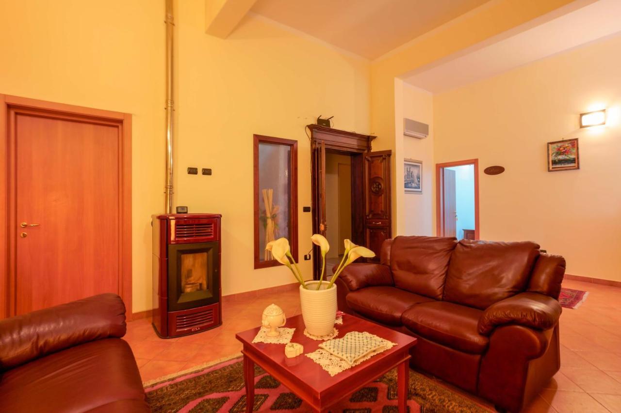 سان بييترو فيرنوتيكو Bed And Breakfast Cairoli Exclusive Room المظهر الخارجي الصورة