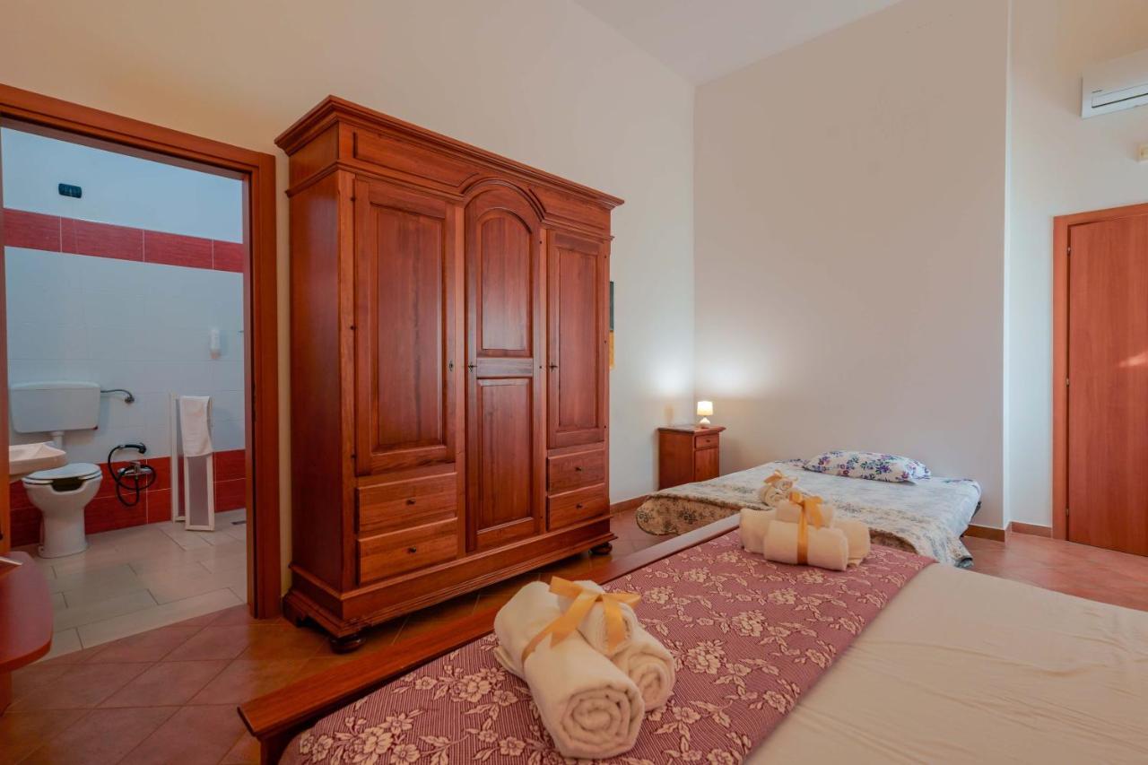 سان بييترو فيرنوتيكو Bed And Breakfast Cairoli Exclusive Room المظهر الخارجي الصورة
